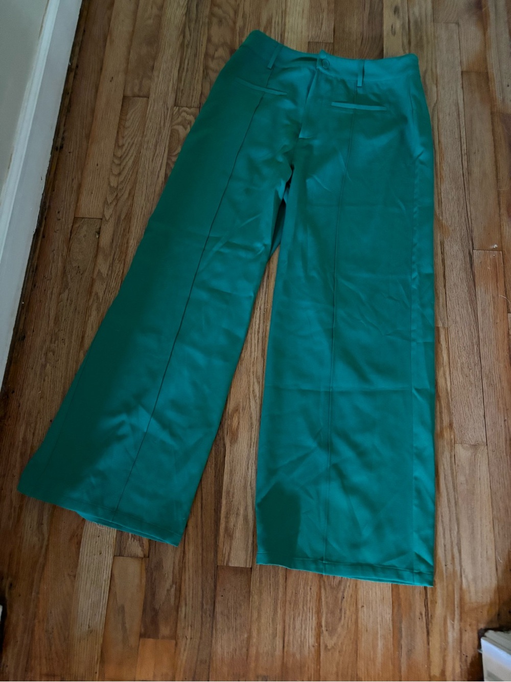 Green wide leg trousers